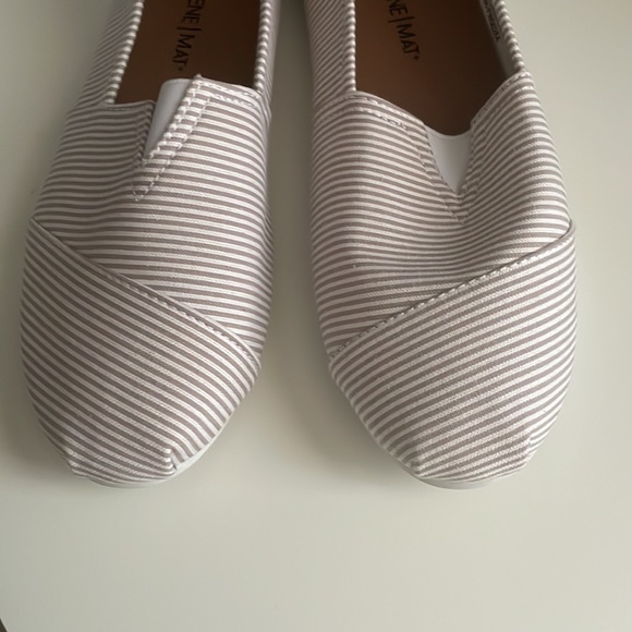 Ardene Slip on Shoe - Picture 3 of 5